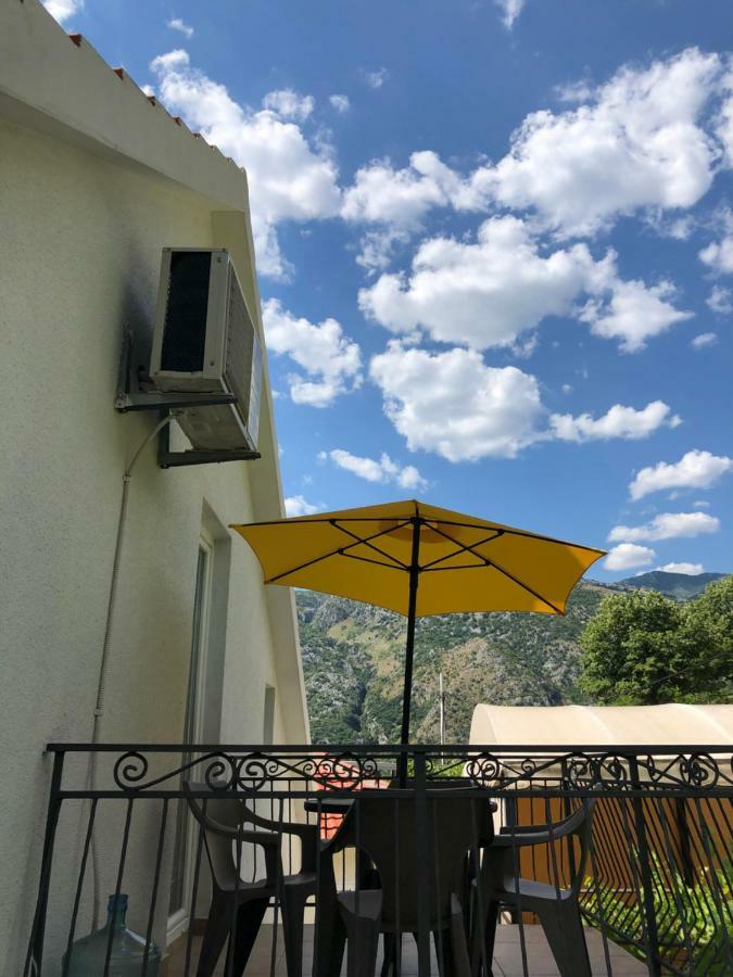 Apartman Nina2 Рисан Экстерьер фото